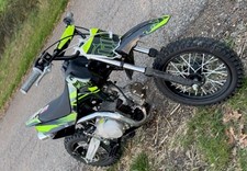 Moto Bike 110cc It Speeds Up to 30-40 It?s Run by Normal Petral Racing