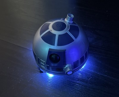 Zeon Star Wars Lucasfilm R2-D2 Droid Time Projecting Alarm LED Light Desk Clock