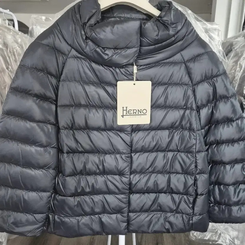 HERNO Sofia Down Padding Jacket Size 48 - image 2