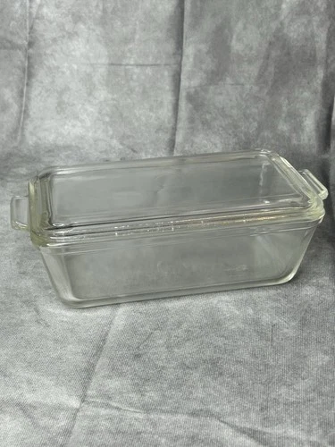 Vintage 1.5 Quart Pyrex Clear Glass Loaf Pan with Pyrex Clear Lid