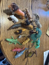 SAFARI  DINOSAUR Figures Toys 15 Piece Realistic Plastic SEE PHOTOS B-1