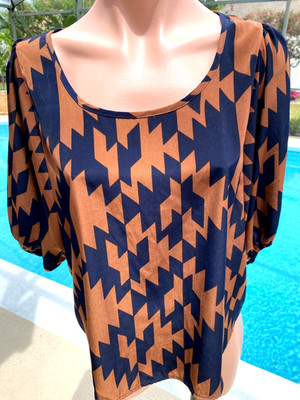 Francesca s Collection Bird Cage Label Southwest short Blouse M Southwestern