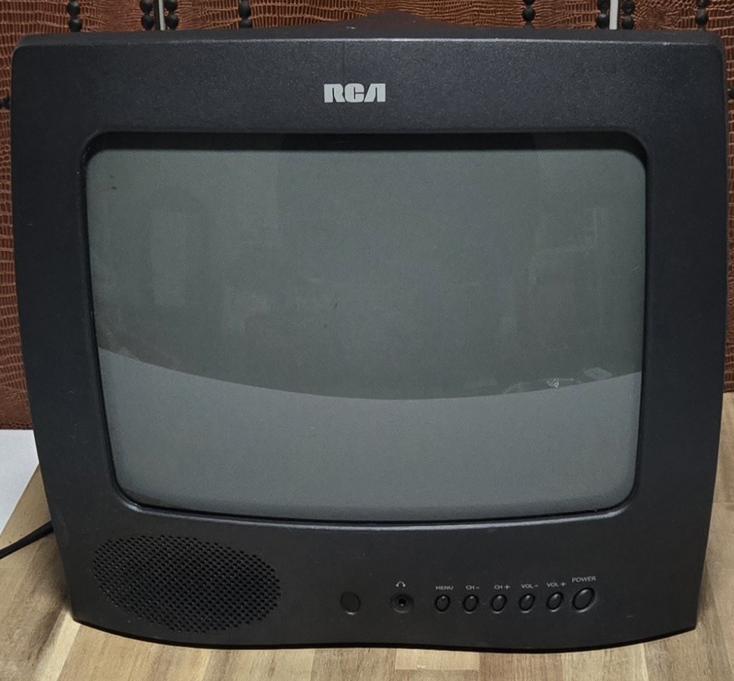 Vintage RCA 13 Inch Tv E13341 Y2K 2000 Gaming TV TESTED | eBay