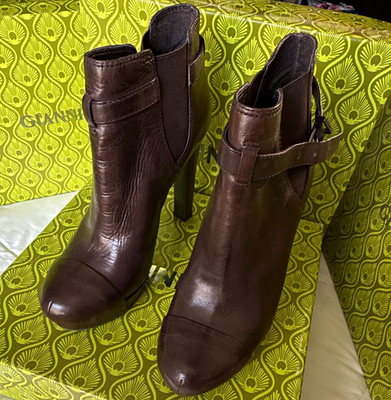 Gianni Bini Brown Leather Ankle Booties High Heel Buckle Zip Almond Toe US 8 M