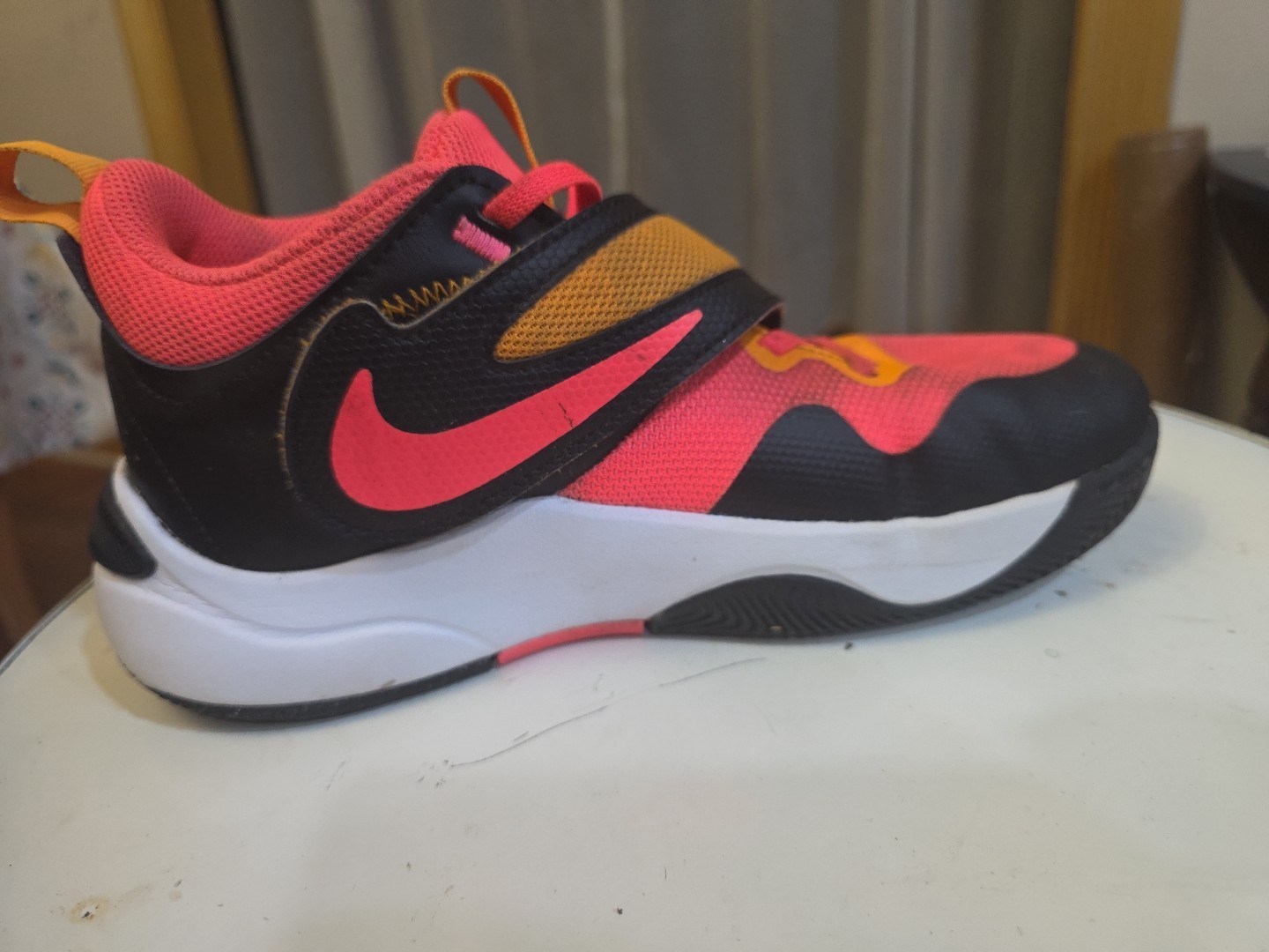 Orange Sneaker Dv8996-001