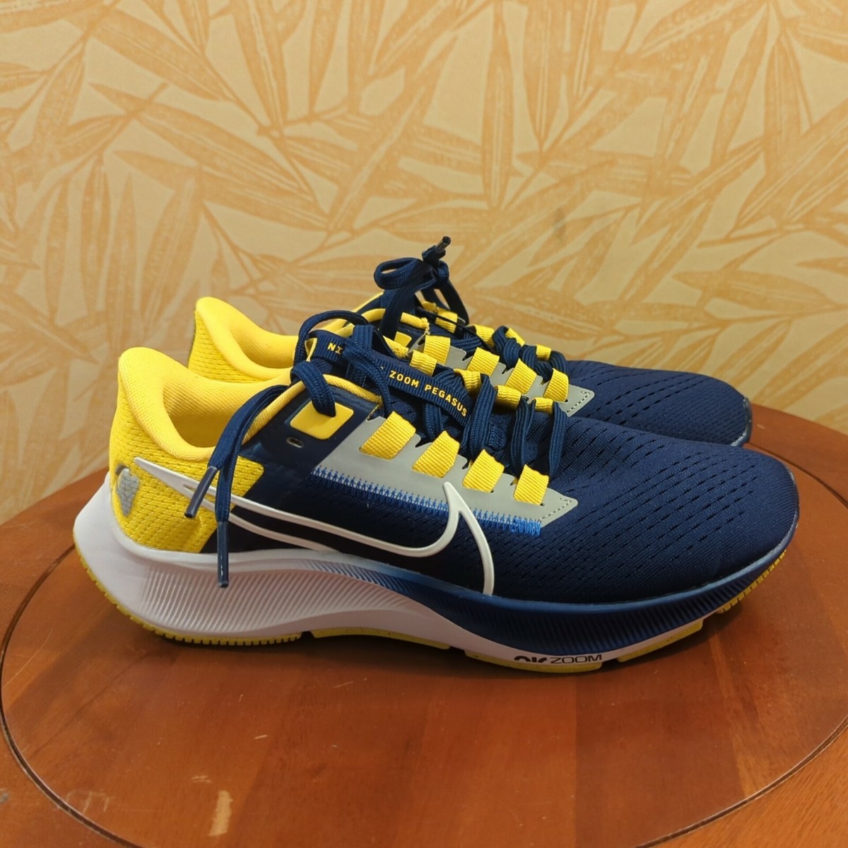 nike air zoom pegasus 38 wvu