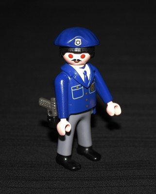 Femme Policier De L Unite Aerienne 3907 Police Playmobil K2105 Jouets Et Jeux Jeux De Construction Shepper Com