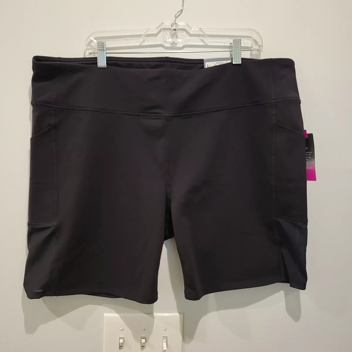 NWT Womens Plus 3X TEK GEAR high rise fitted shorts Black wicking pockets