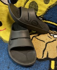 oofos ooahh recovery slide sandals