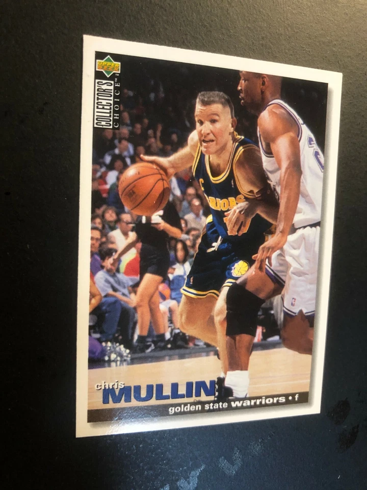 1995 CHRIS MULLIN  Upper Deck  Basketball Card # 117 Made in USA - Image 2 of 4