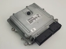 Volvo S60 V70 XC70 Etc. Engine Control Unit ECU Computer 30785100