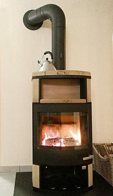 Skantherm Ator Kaminofen 7kW   Sandstein Tobacco 