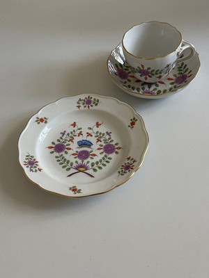 Meissen Mokkatasse mit Untertasse und Teller 1.Wahl alter chinesisch Blumendekor
