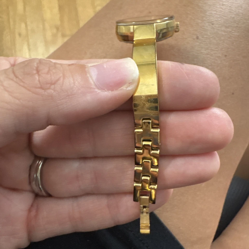 MOVADO BOLD EVOLUTION РОЗОВОЕ ЗОЛОТО НЕРЖАВЕЮЩАЯ СТАЛЬ ЖЕНСКИЕ ЧАСЫ.  - Изображение 3 из 4