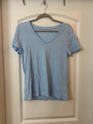 Universal Thread Light Blue V Neck Top Women s Size Medium