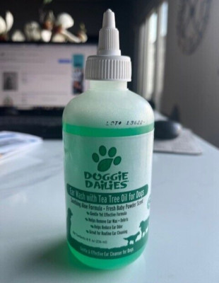 Doggie Dailies Pet Ear Cleaner, Tea Tree Oil, Witch Hazel and Soothing Aloe, Vet