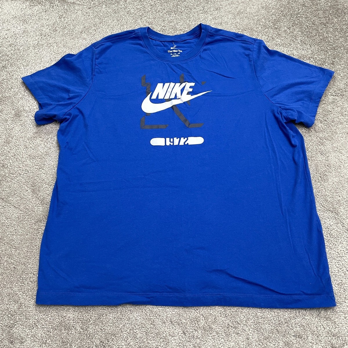 The Nike Tee Sportswear Futura Varsity Graphic T-Shirt Mens XXL