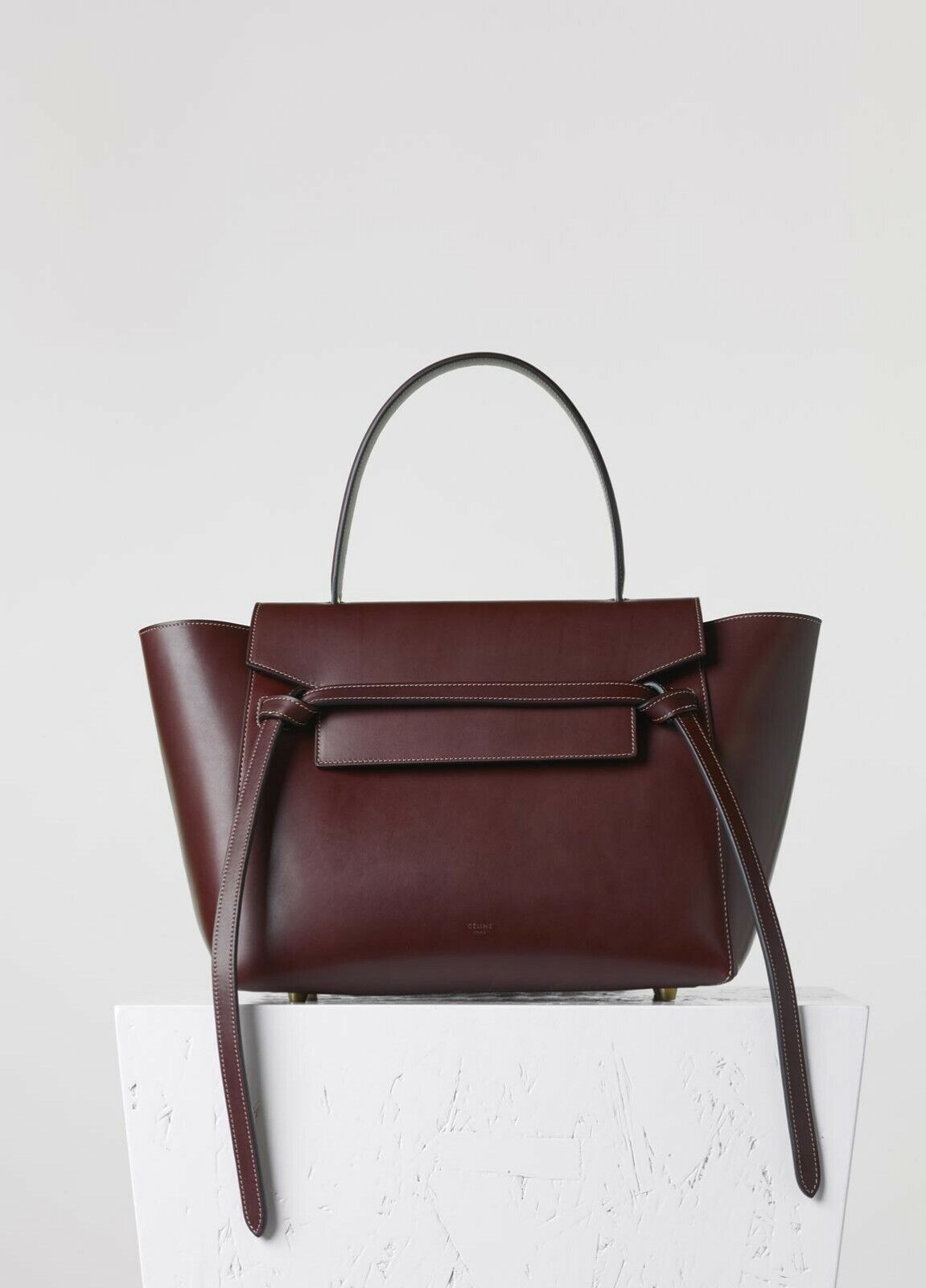 Ring leather handbag Celine Burgundy in Leather - 27682698