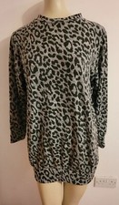 PrettyLittleThing leopard jumper dress 8
