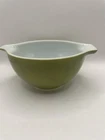 Vintage Pyrex Cinderella Avocado Green Mixing Bowl #441  1 1/2 Pt