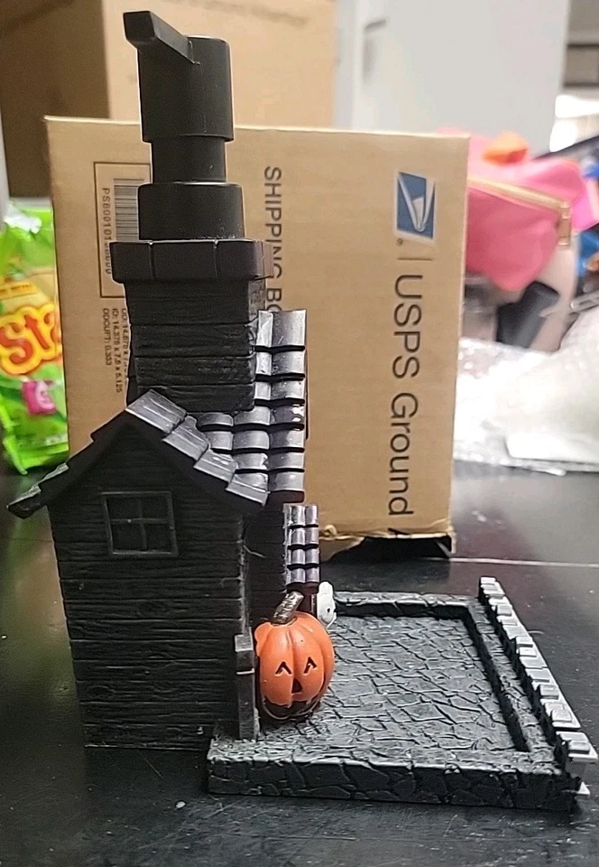 dispensador de jabón casa embrujada Foto 4 de 4