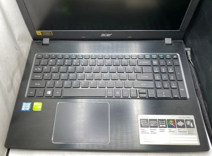 Acer Aspire E 15 15.6" Intel Core i5-7200U 2.50GHz 8GB RAM 256GB SSD Foto 4 de 4