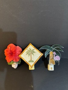 Lot of 3 Tropical Night Lights : Hibiscus Flower, Palm Tree, Palm Tree/Flamingo