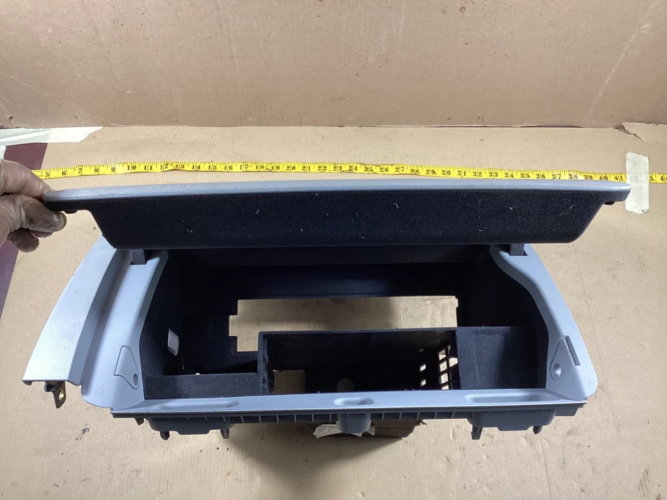 2015-2020 AUDI A3 ПРАВАЯ ПАССАЖИРСКАЯ СТОРОНА ПРИБОРНАЯ ПАНЕЛЬ ПЕРЧАТОЧНЫЙ ОТСЕК КОРОБКА 8V0880842A OEM - Изображение 3 из 4