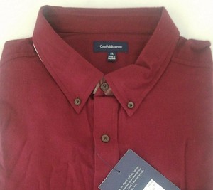 camisa color burdeos hombre