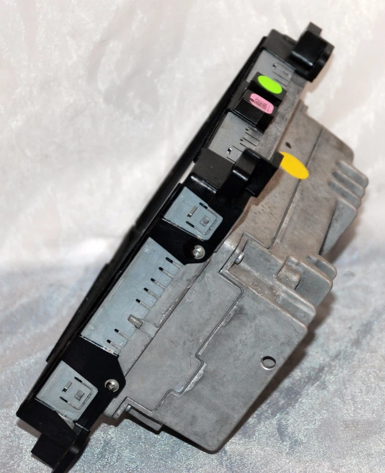 2015 -2016 DODGE CHALLENGER CHARGER RA4 UCONNECT RADIO SCREEN VP4 GPS NAVIGATION - Image 4 of 4