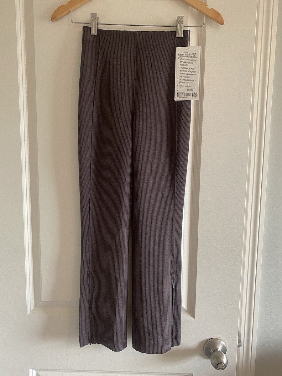 パンツ LululemonRibbedSoftstremeHRShort Lululemon Ribbed Softstreme Zip-Leg High-Rise Cropped Pants