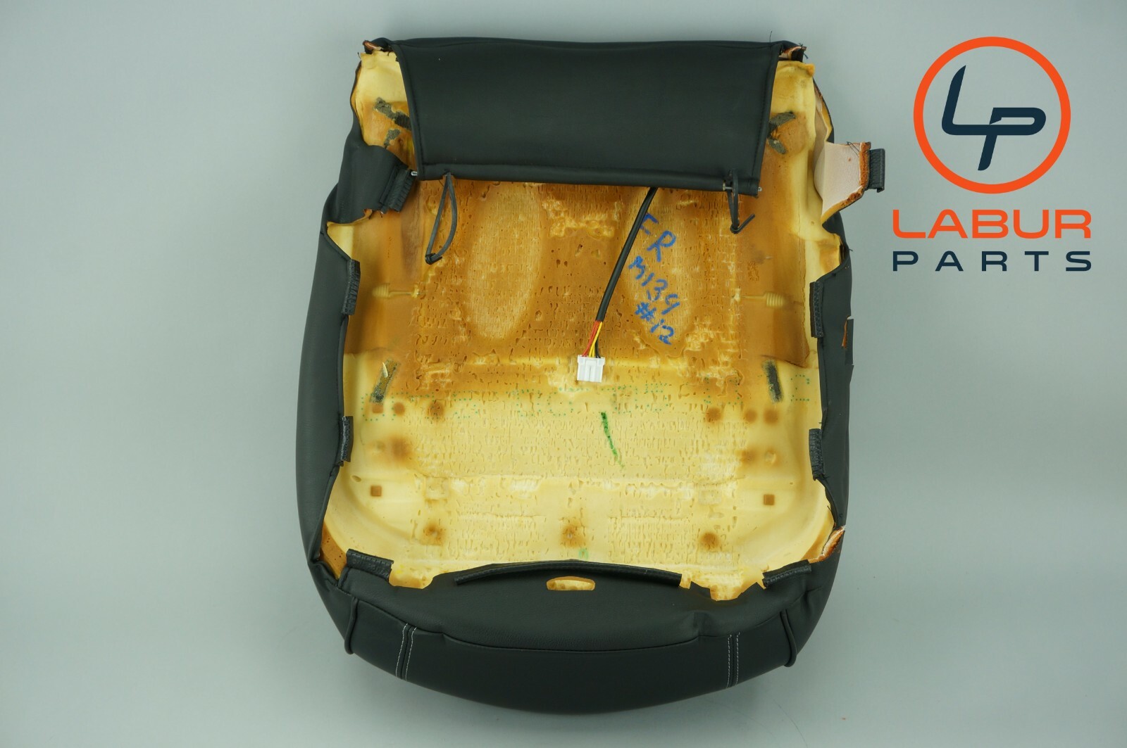 M139 Maserati 03-08 Quattroporte Front Right Side Lower Bottom Seat Cushion S777