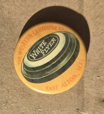 White Flyer Skeet Target Pinback Button The Western Cartridge Co. East Alton IL