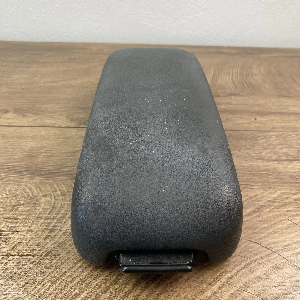 1995-2005 Chevrolet Cavalier Center Console Lid Armrest Used OEM 22603634 - Image 3 of 4