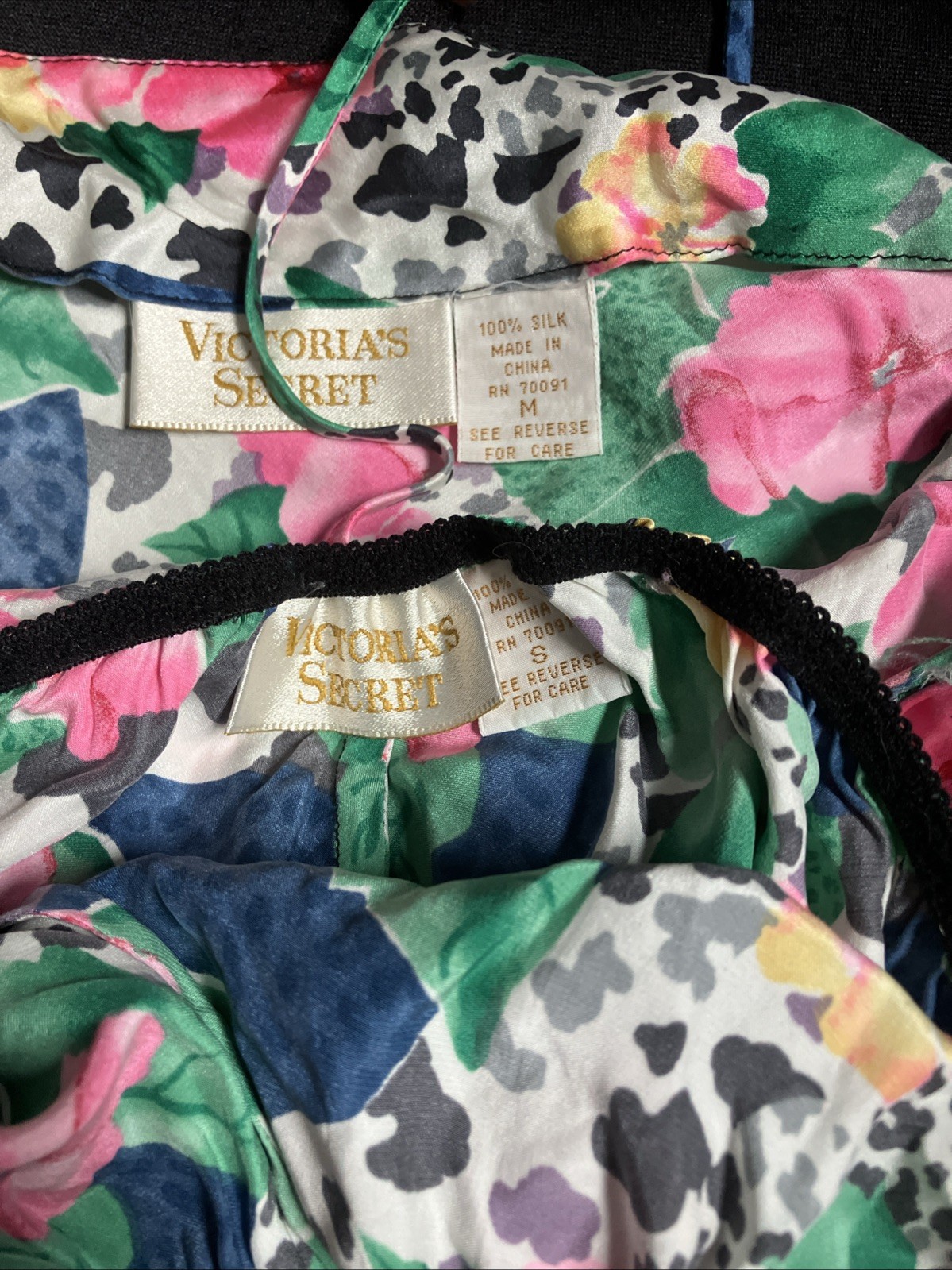 Vintage Victoria’s Secret Silk Satin Sleep Set Li… - image 4