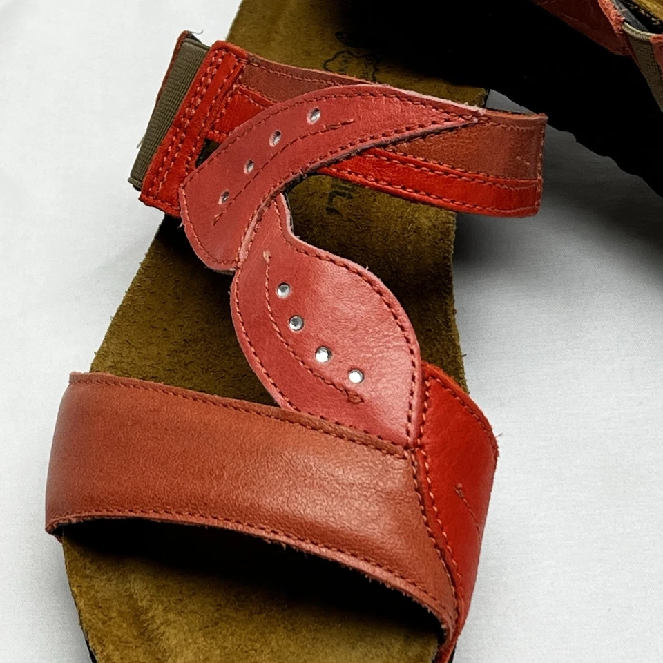 Naot женщин кожи на танкетке красный/оранжевый лосось лист со стразами размер 38/США 7 - Изображение 2 из 4