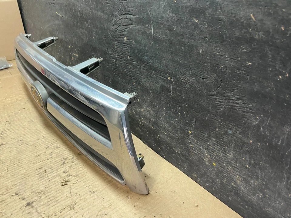 Toyota 4Runner 1999 2000 parrilla superior delantera OEM U6080 DG Foto 2 de 4