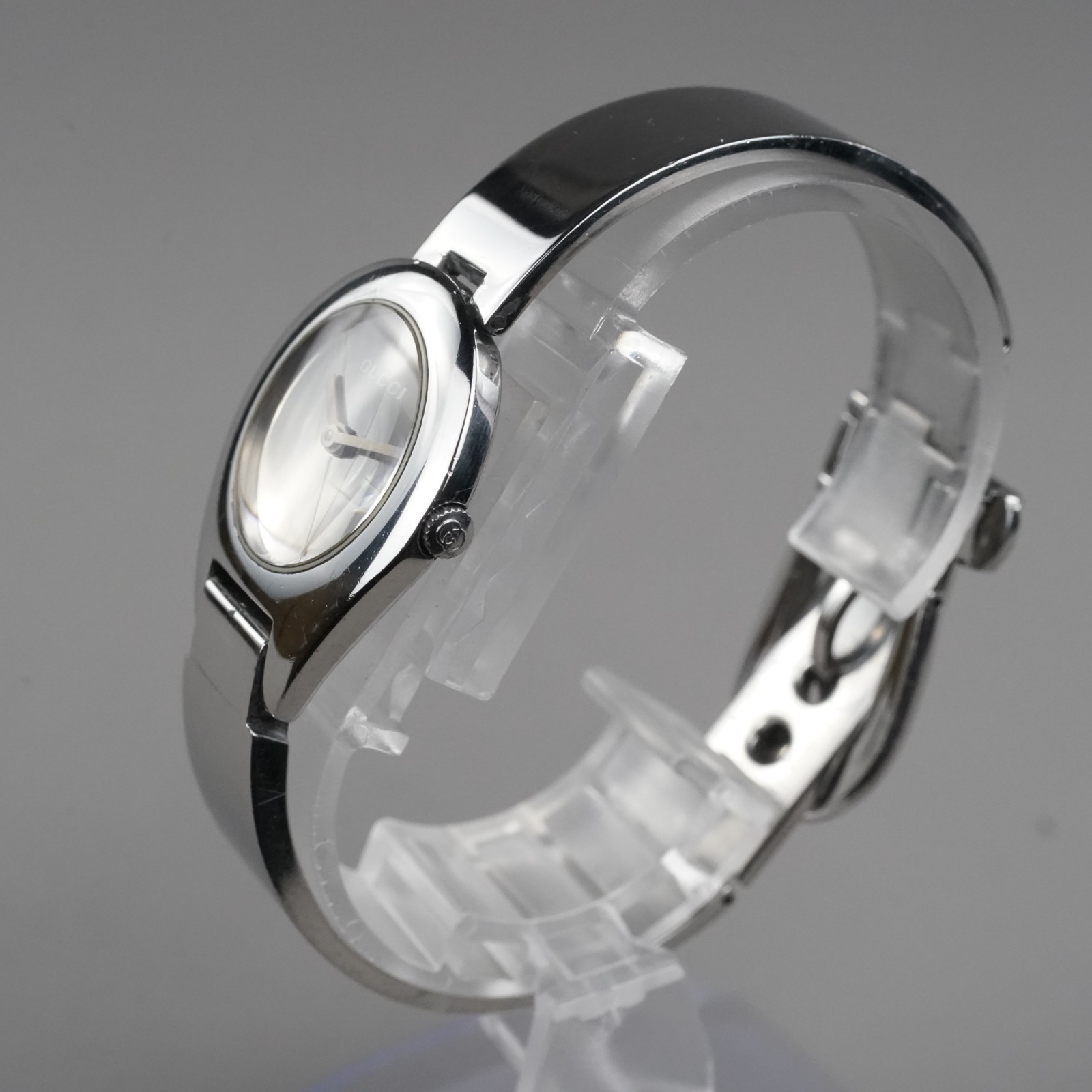 GUCCI Vintage Women's Watch 6700L Silver 27mm Vintage New Battery 0105015 thumbnail 7