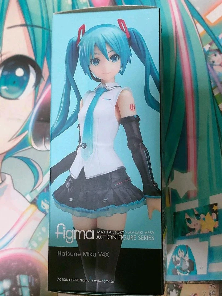 Figure figma Hatsune Miku V4X Character Vocal Series 01 Hatsune Miku Japan - Image 4 of 4