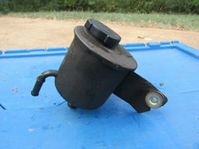 1990-1993 Infiniti Q45 Oem Power Steering Fluid Reservoir 1990-1993 Infiniti Q45 Oem Power Steering Fluid Reservoir