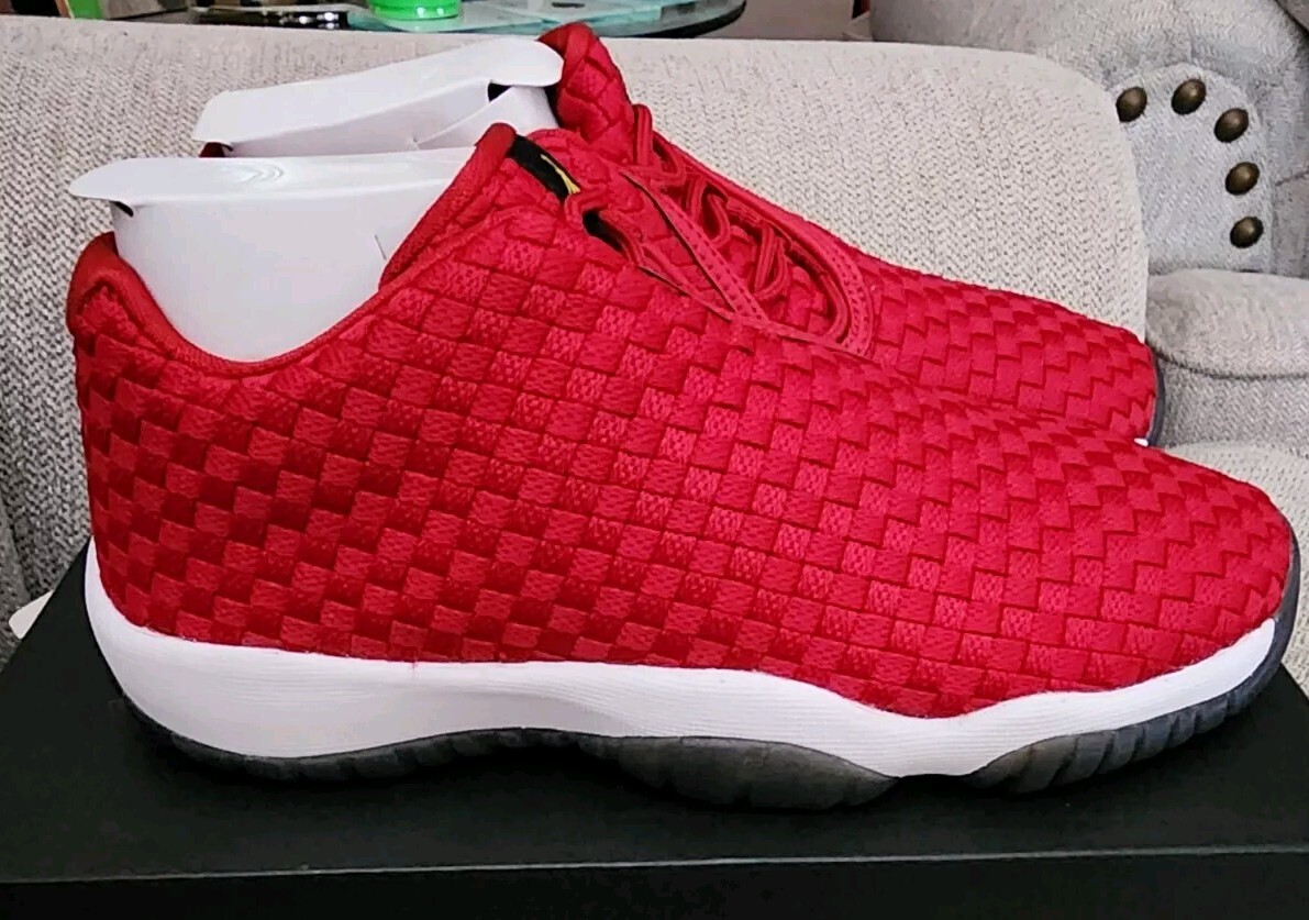 NIKE AIR JORDAN FITNESS LOW BG SIZE 6Y/7.5W GYM RED