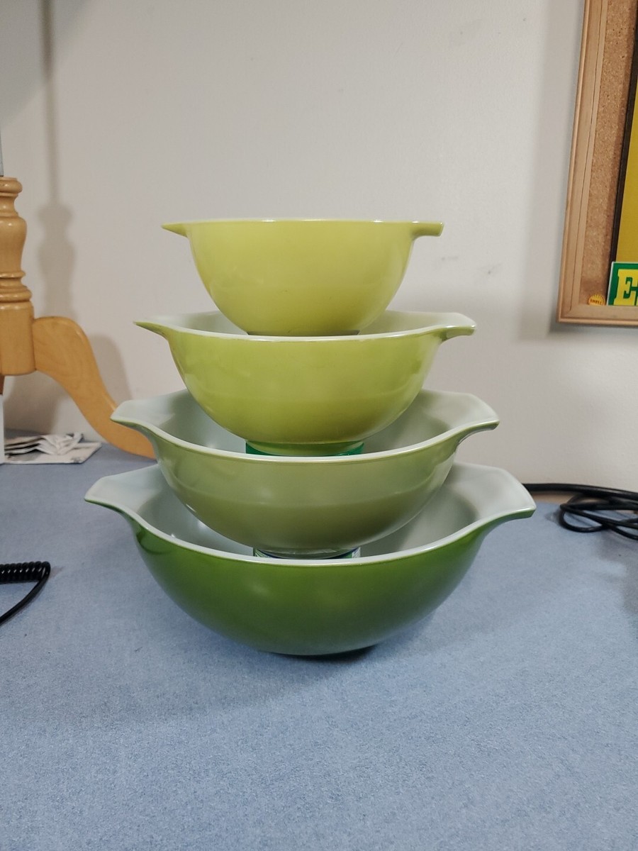 Pyrex Vintage Avocado 4 Cinderella Mixing Bowls 441-442-443
