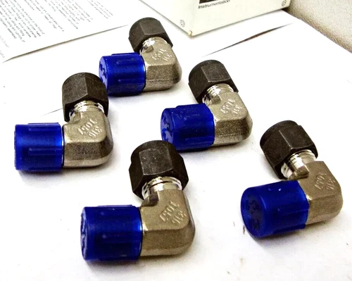 Parker 5-4 CBZ-SS Tube Fittings  Box of 5 Pieces   30024ELS