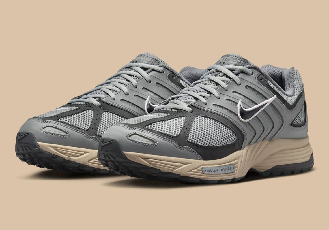 ナイキNike Air Peg 2K5 Pegasus Sneakersスニーカー Nike Air Peg 2K5 Pegasus 2005 Pumice Light Smoke Grey HQ1173