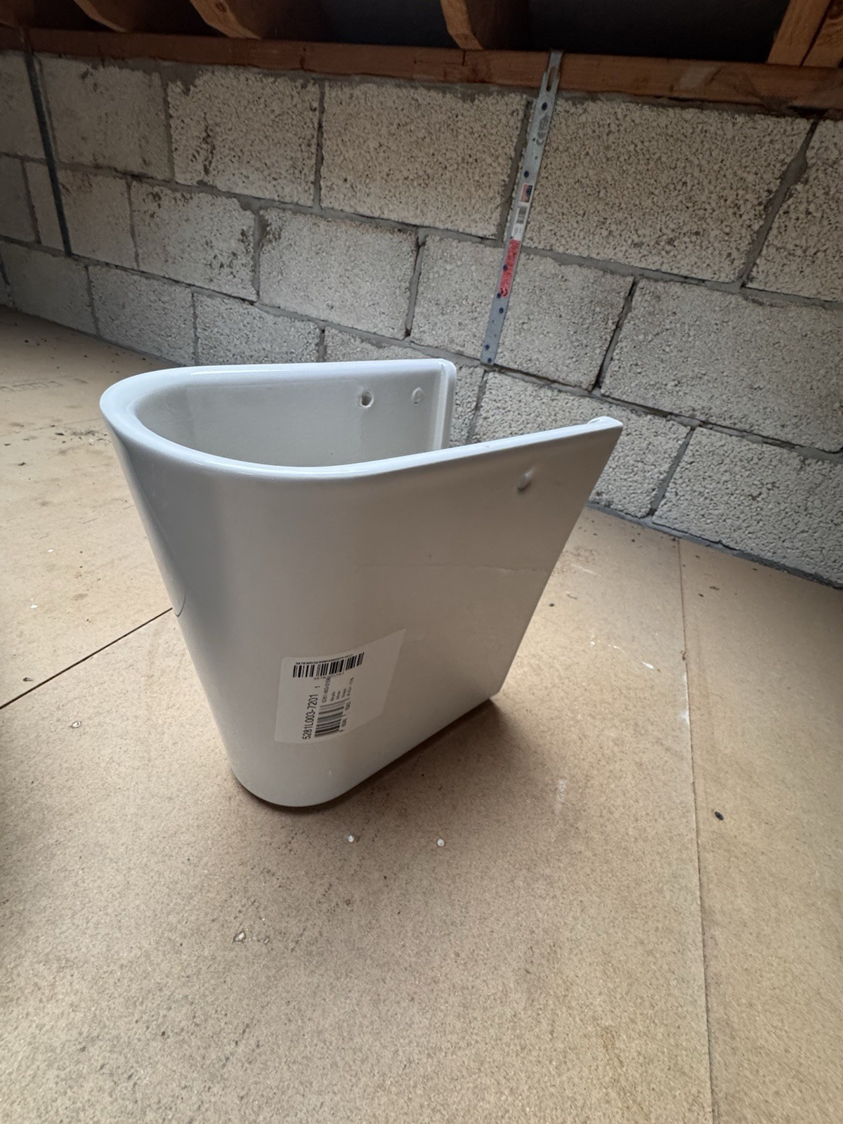 Vitra S20 Cloakroom Basin and Small Semi Pedestal 450mm Wide 1 Tap Hole