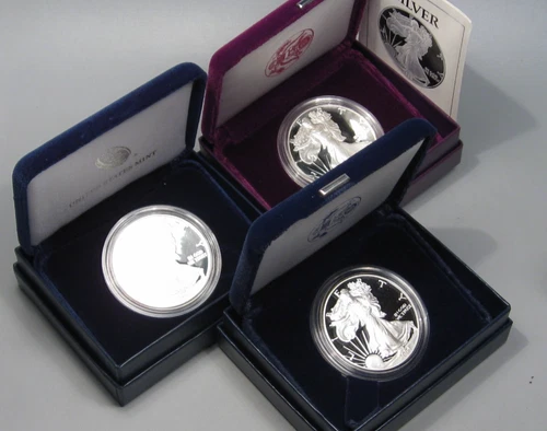 3 PROOF Silver American Eagles. 2004-w, 1989-S, 2008-w.  1 oz .999 each. *READ*