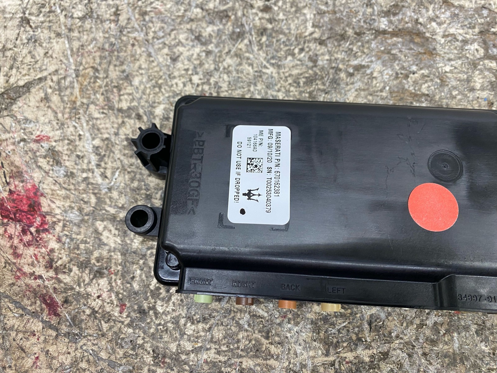 2017-2022 MASERATI LEVANTE OEM SURROND VIEW CAMERA CONTROL MODULE 670162381