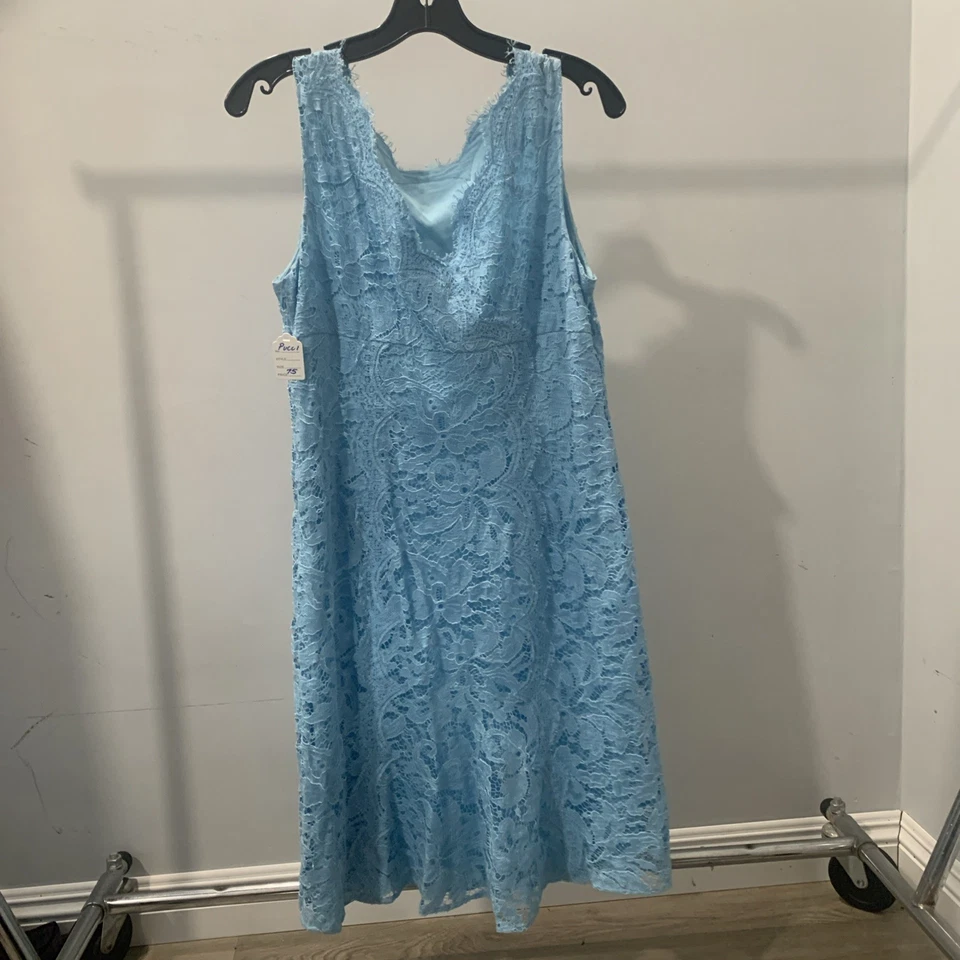 EMILIO PUCCI 51RG21 Sleeveless Floral Lace Mini Dress Silk Lined blue I46 Us12 L - Image 2 of 4