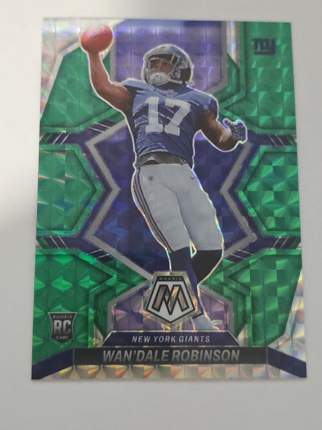 Wan'Dale Robinson 2022 Panini Mosaic - Green Mosaic Prizm #330 (RC) - NY Giants
