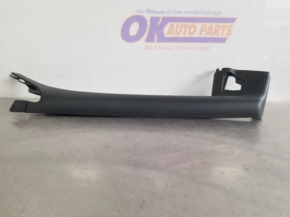 BMW Z4 S DRIVE 35I 2011 interior un pilar moldura negro pasajero derecho 9128410 Foto 4 de 4